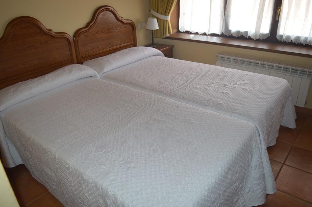 Hostal Reفينويسا المظهر الخارجي الصورة