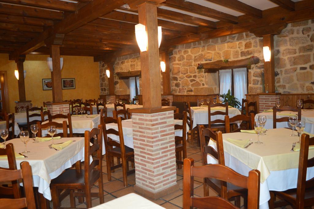 Hostal Reفينويسا المظهر الخارجي الصورة